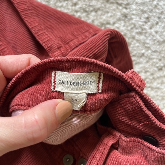 Madewell Cali Demi Boot Red Cropped Corduroy Pants Jeans Size 23 Button Front - Picture 3 of 11